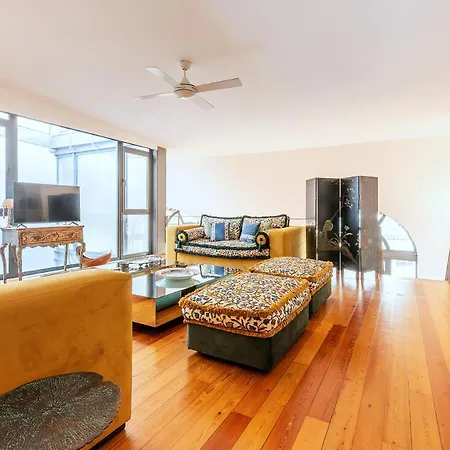 Luxurious Loft - River View Apartment