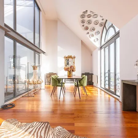 Apartment Luxurious Loft - River View