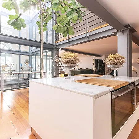 Luxurious Loft - River View *