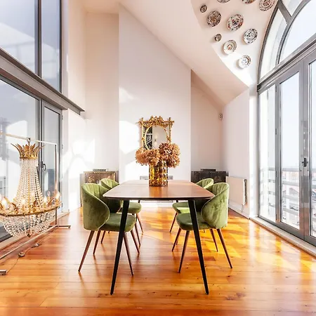 Luxurious Loft - River View Апартаменты Лиссабон